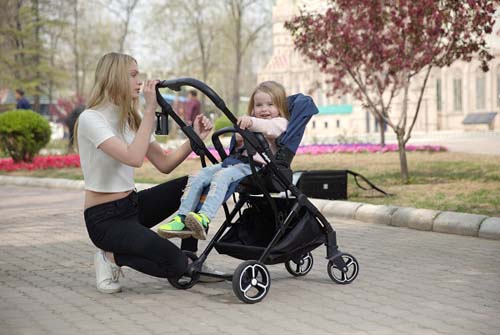 拒絕安全隱患，家長們必不可少的嬰兒推車該有哪些功能2