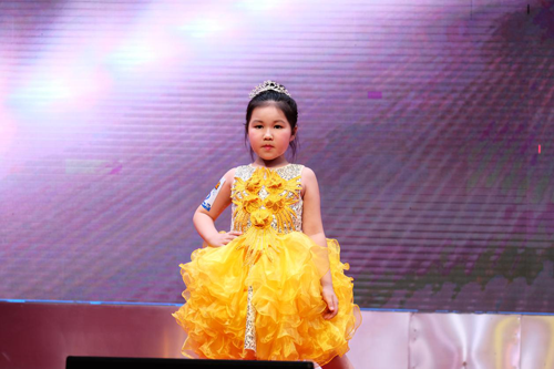 高培奶粉事件：2019“高培杯”精英寶寶年歷寶貝大賽激烈角逐2