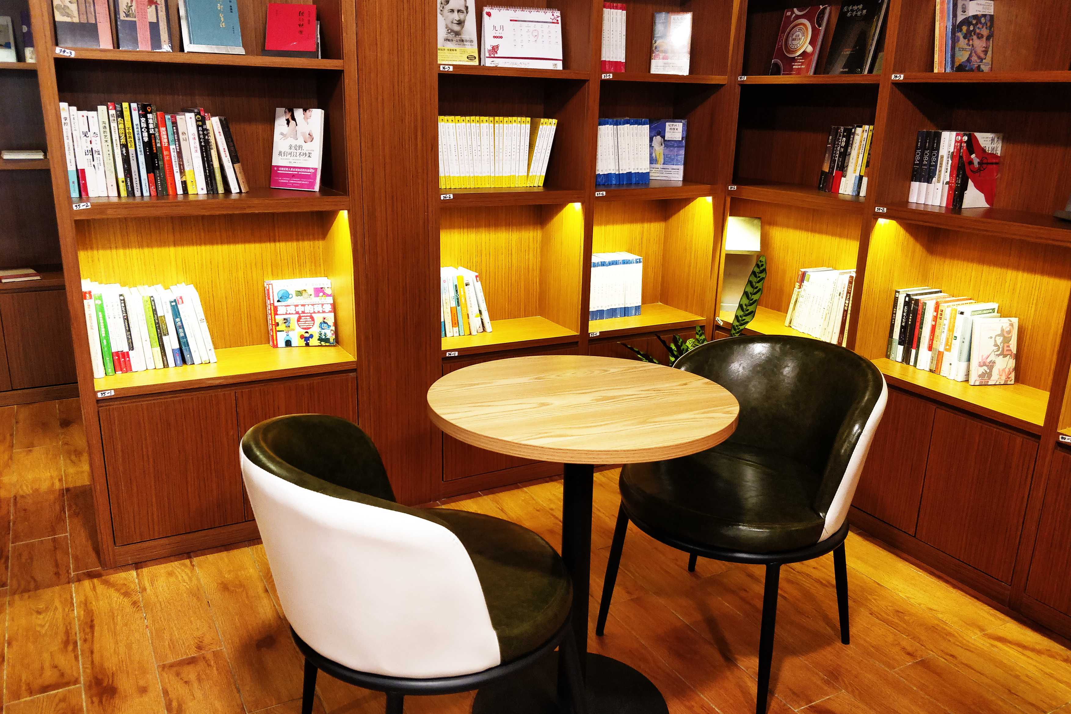 36個(gè)大中城市超六成小學(xué)、超五成初中開(kāi)展課后服務(wù)