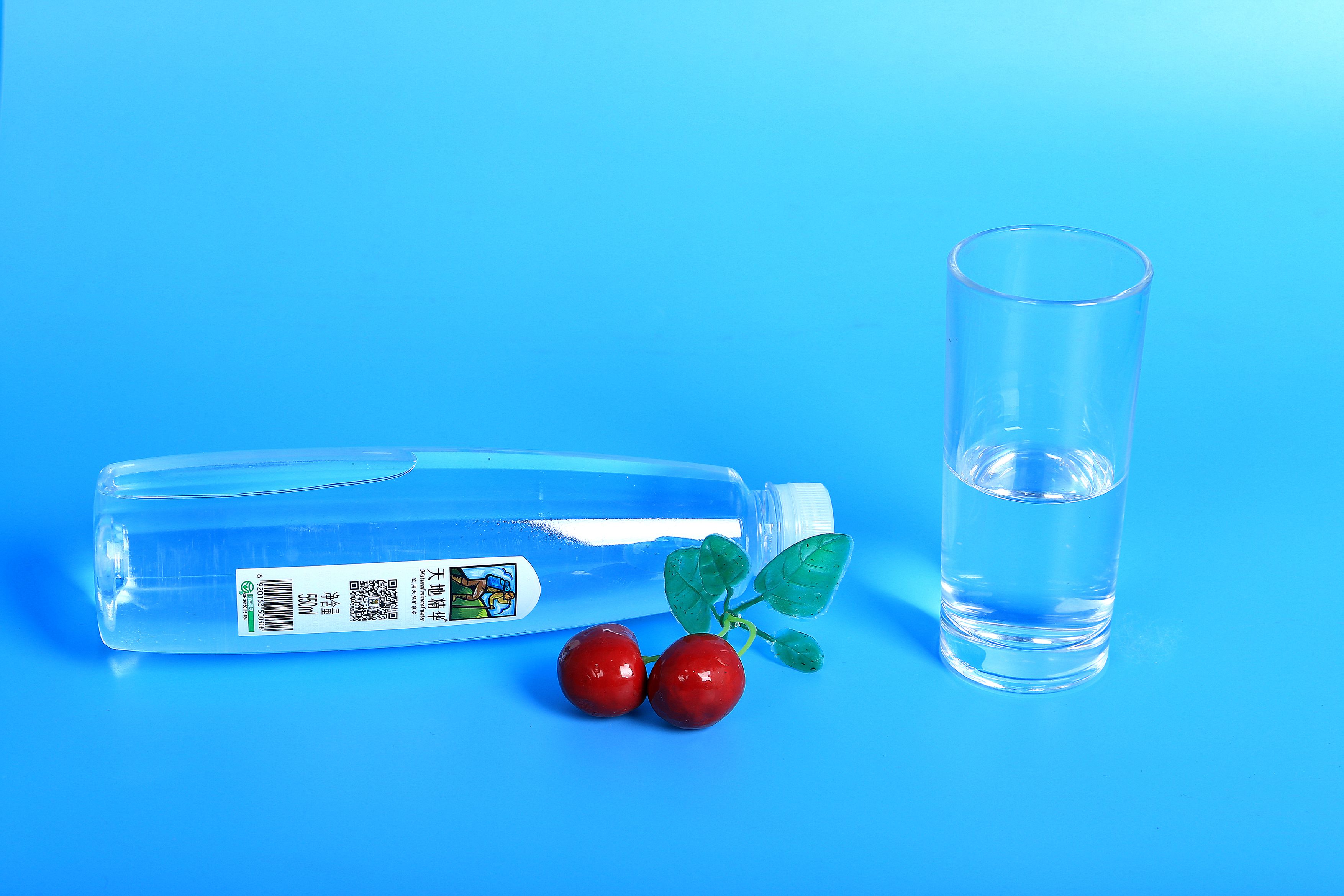 喝水避開(kāi)五大誤區(qū)才健康