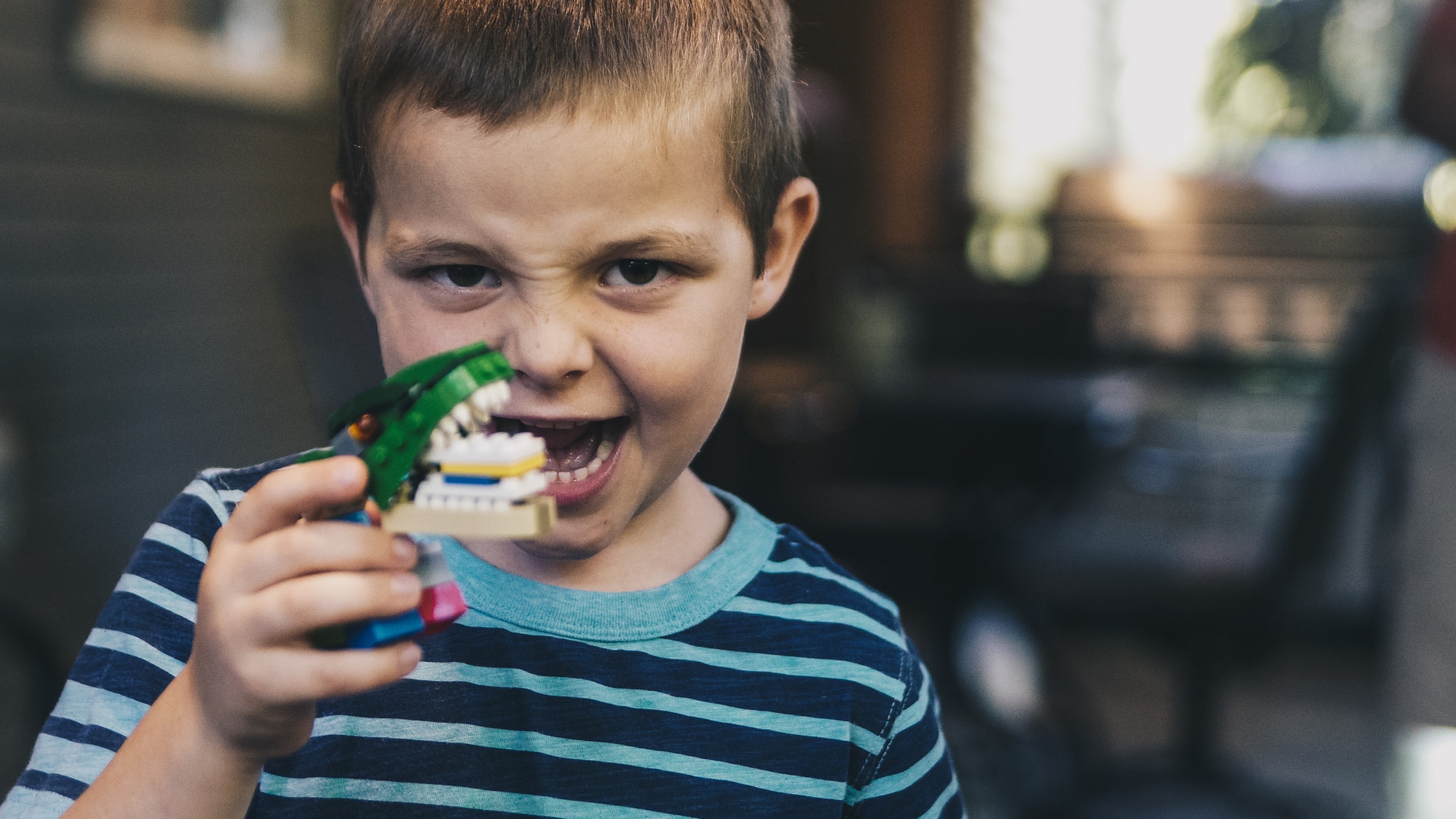 垃圾分類也需要孩子積極參與