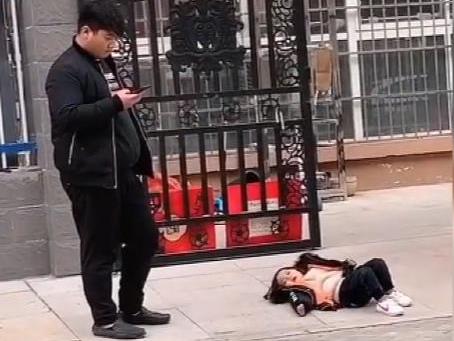 “超有耐心爸爸”面對超有耐力的女兒走紅 你中槍了嗎？