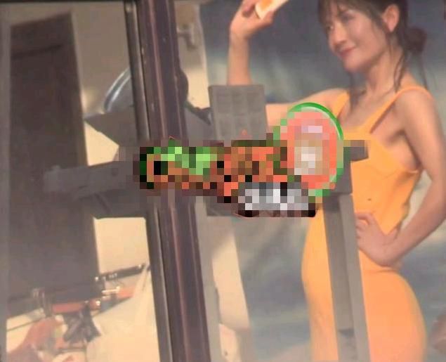 發(fā)福or懷孕？38歲謝娜拍廣告時小腹隆起 疑懷二胎