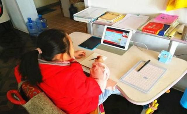 教育部：疫情沒有得到基本控制前全國大中小學(xué)不開學(xué)