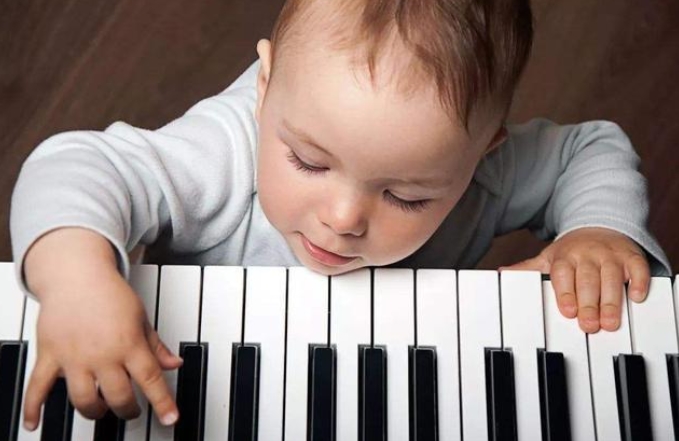 如何為孩子進(jìn)行音樂啟蒙教育？