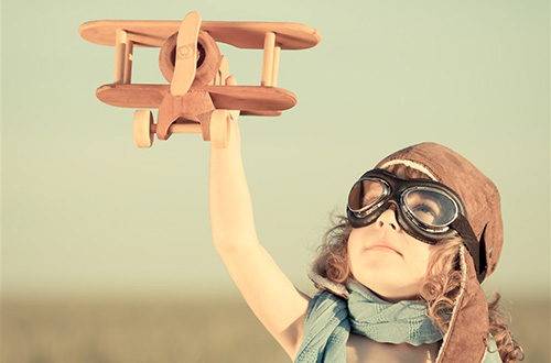 兒童的科學思維能力隨年齡增長而退化