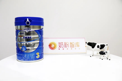 高培臻愛草飼奶粉評測，新西蘭AQ草飼認(rèn)證奶源孕育一罐好奶粉