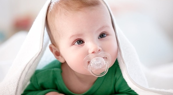 寶寶為什么總是揪耳朵？寶寶總是揪耳朵是怎么回事？