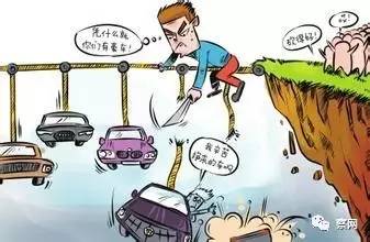 一男孩父母接孩子開(kāi)豪車被嘲諷 網(wǎng)友認(rèn)為是仇富