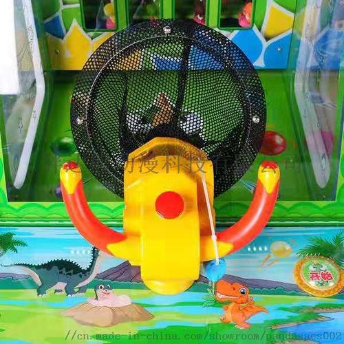 火車站的兒童樂(lè)園應(yīng)定期檢查 孩子游玩要注意安全隱患