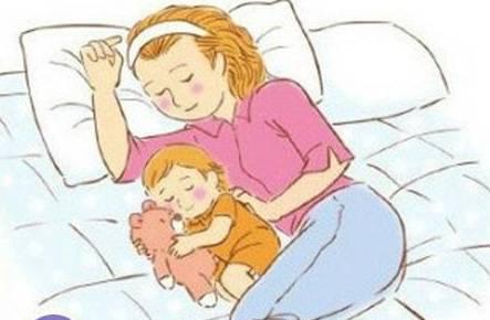 孩子跟誰睡很重要 關(guān)系親密者影響孩子一生性格