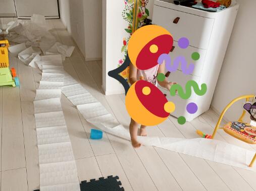 日本爸爸的閨女日記火了:去托兒所老實 在家卻像猩猩