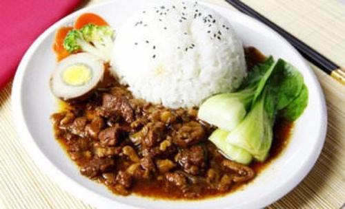 為了孩子脾胃更強健 家長要少喂這3種飯