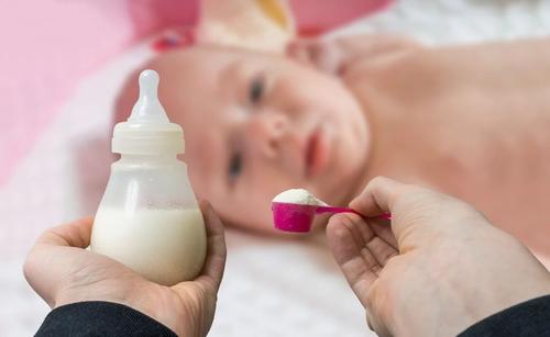 想讓寶寶們吃到有營養(yǎng)的母乳 這些誤區(qū)必須要糾正