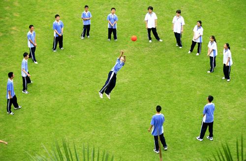 教育部：確保學(xué)生每天鍛煉1小時 嚴禁占體育課