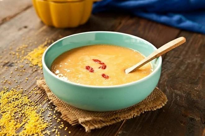 寶寶感冒了，媽媽可以給寶寶這么吃