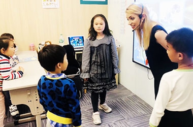 上海哪家少兒英語(yǔ)培訓(xùn)機(jī)構(gòu)好？在新東方斯林姆 孩子還能學(xué)到這些