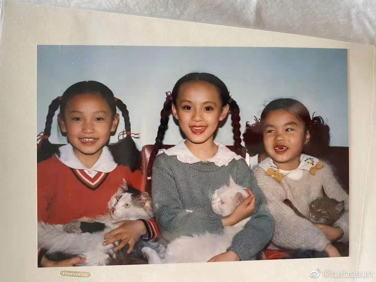 孫儷為兒子定制28年前同款蛋糕慶生，一家人太有愛