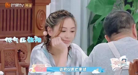 Jasper和應(yīng)采兒學(xué)中文被“逼”哭 ，學(xué)前識字多少合適？