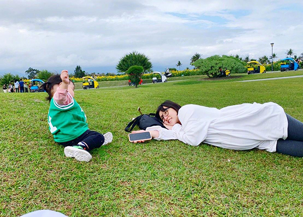 謝依霖哪是生了個孩子？簡直就是整了個容