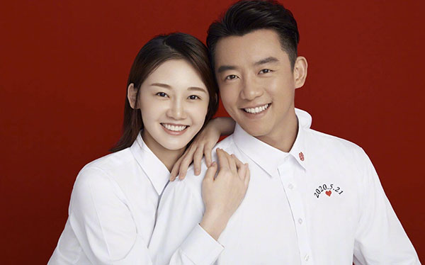 同樣是曬寶寶藝術(shù)照，為什么大家對王祖藍和鄭愷的差距這么大？