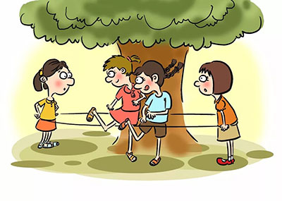 孩子說(shuō)沒(méi)人跟他玩，你的態(tài)度直接影響他的社交力