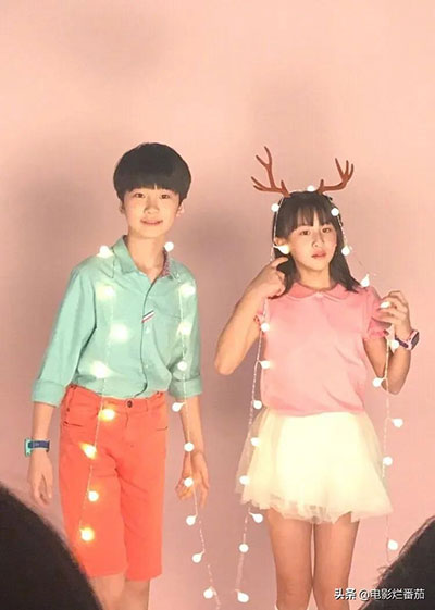 “爸爸去哪兒”8周年：王詩(shī)齡胖乎乎，森碟超模氣質(zhì)，Kimi最神秘