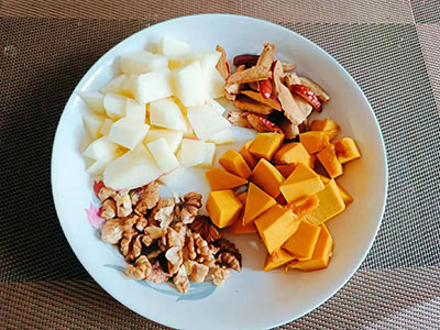 秋冬季節(jié)，多給孩子準(zhǔn)備一碗“聰明羹”吧！