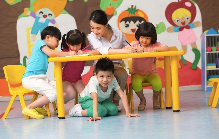 孩子滿嘴“屎尿屁”，找準原由讓您輕松應對“詛咒敏感期”