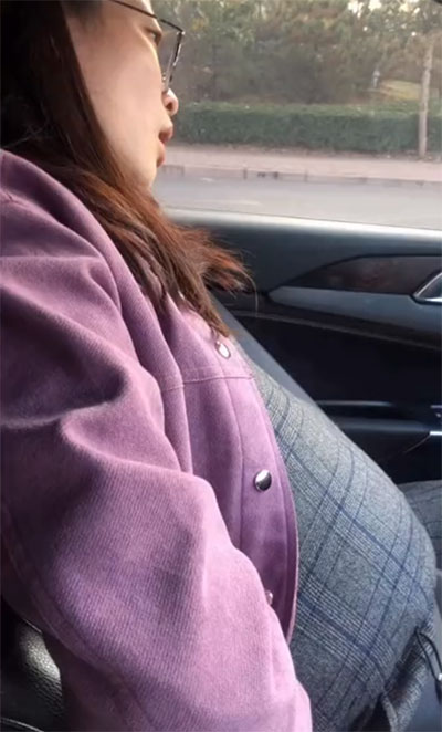 山西孕婦自駕去醫(yī)院路上羊水破裂，丈夫：拍個視頻吧