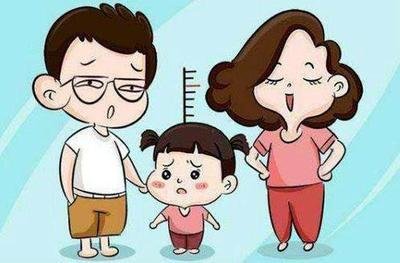 “爹矮矮一個，娘矮矮一窩”？矮個子媽媽表示：這鍋我不背