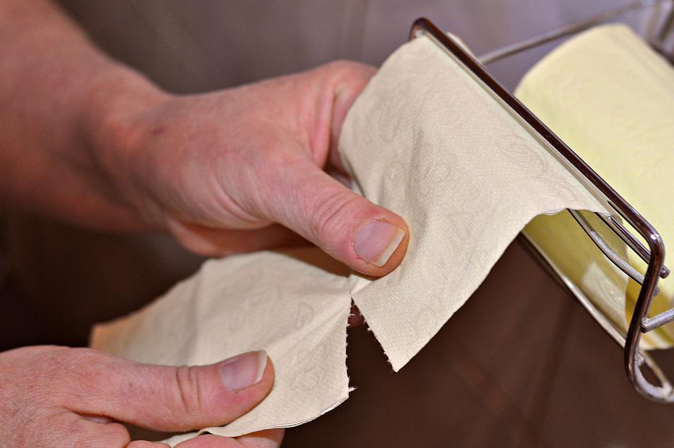 小兒便秘該如何解決，會(huì)有哪些危害？