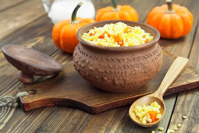 每天一碗小米粥，血糖會(huì)不降反升嗎？醫(yī)生告訴你真相