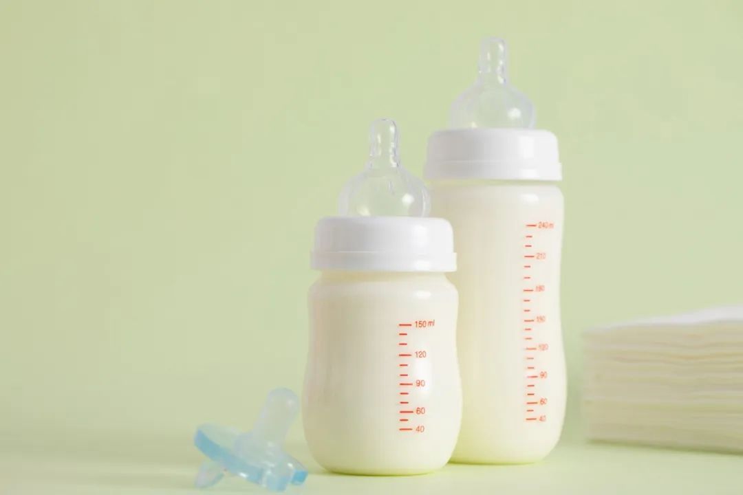 重視奶瓶、水杯的選擇！別讓微塑料悄悄傷害寶寶
