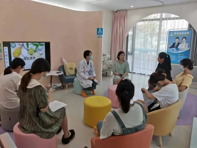 重返職場的孕媽該如何進(jìn)行母乳喂養(yǎng)？這幾點(diǎn)要注意