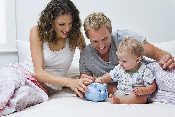 摒棄暴力教育，守護(hù)孩子健康成長