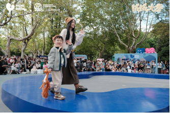 絨化秋冬，Mini Bala貼了貼南京紅山森林動物園