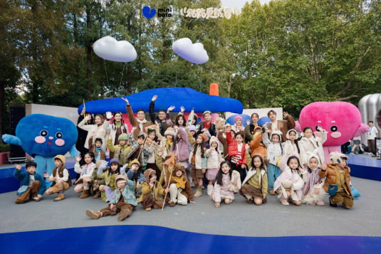 絨化秋冬，Mini Bala貼了貼南京紅山森林動物園