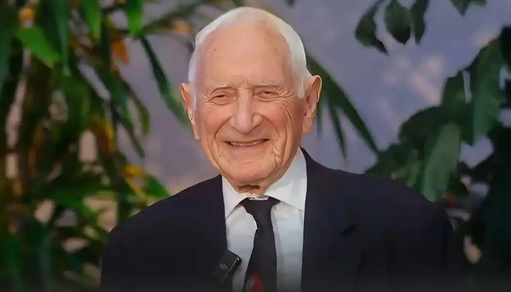 102歲醫(yī)生分享活到100歲的7個(gè)長壽習(xí)慣：原來這么簡單！