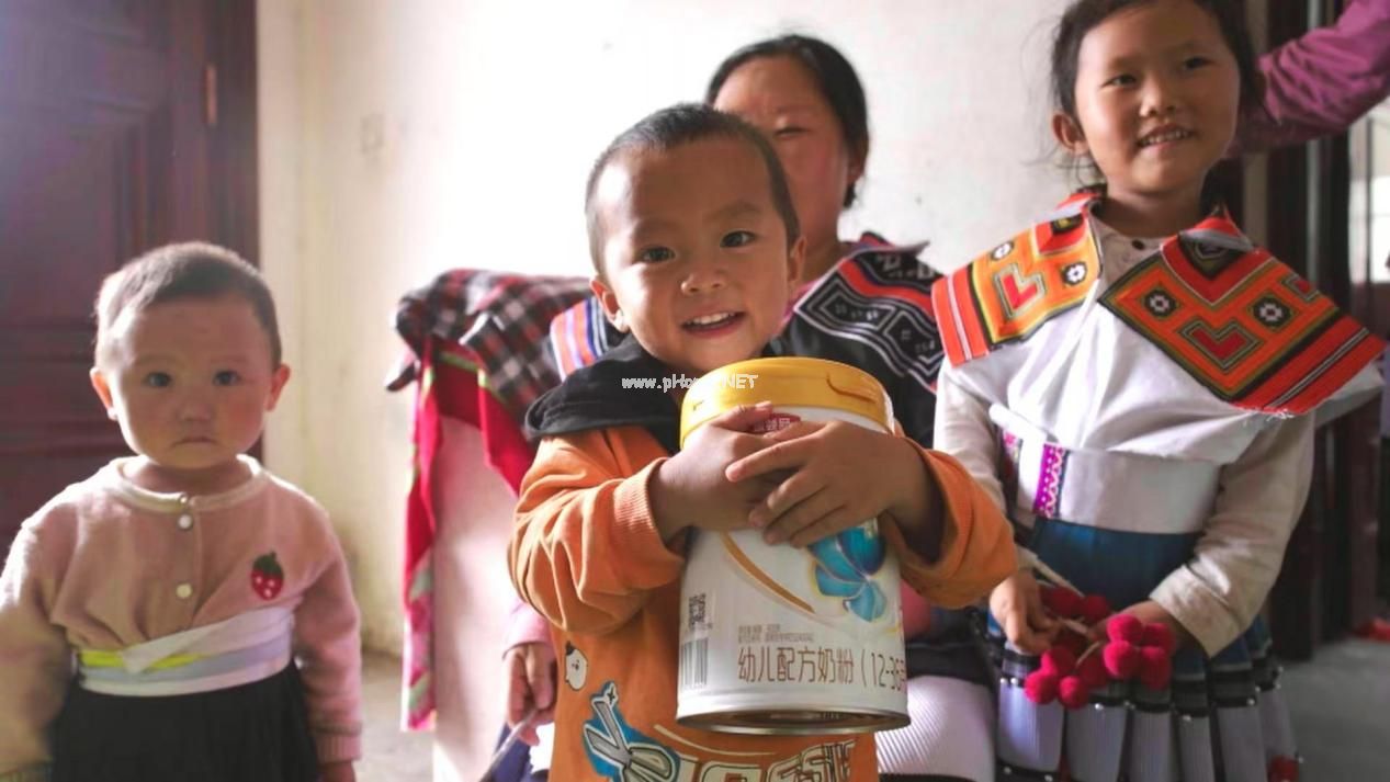 超凡守護再啟程，金領(lǐng)冠50°超凡守護公益行動走進貴州省鎮(zhèn)寧縣