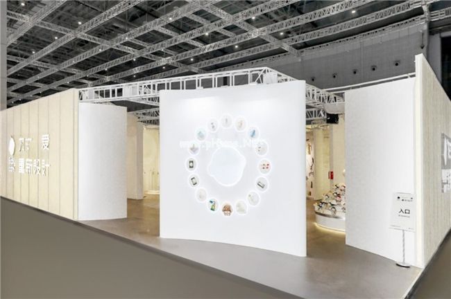 Babycare“紙制展館”亮相2025 CBME，多維度詮釋品牌理念