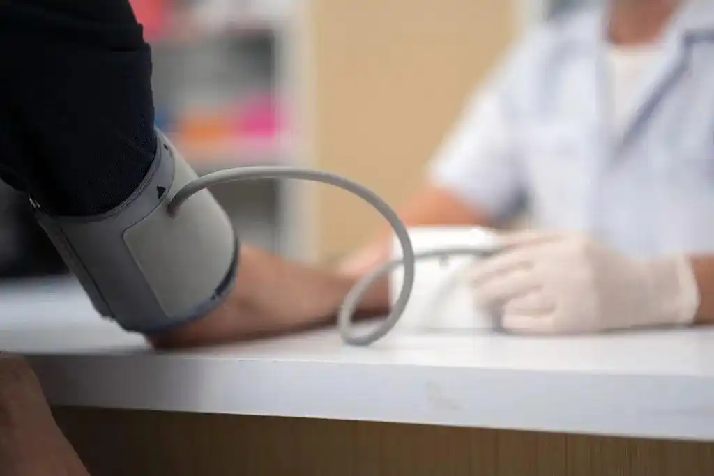 做到6個(gè)生活習(xí)慣，能降血壓！轉(zhuǎn)發(fā)收藏